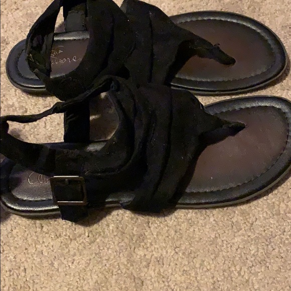 Black sandals - Picture 2 of 3